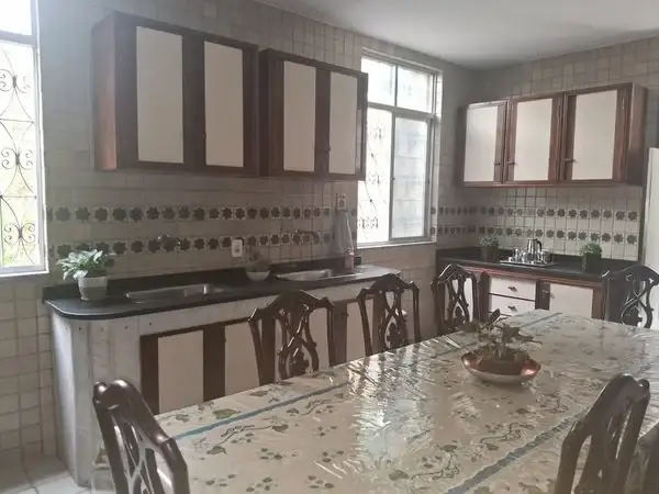Locação comercial de imóvel no Bairro Campina, em Belém-PA.