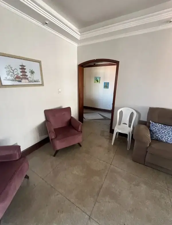 Vende-se apartamento no Edifício Viña Del Mar, Bairro Reduto, em Belém-PA.