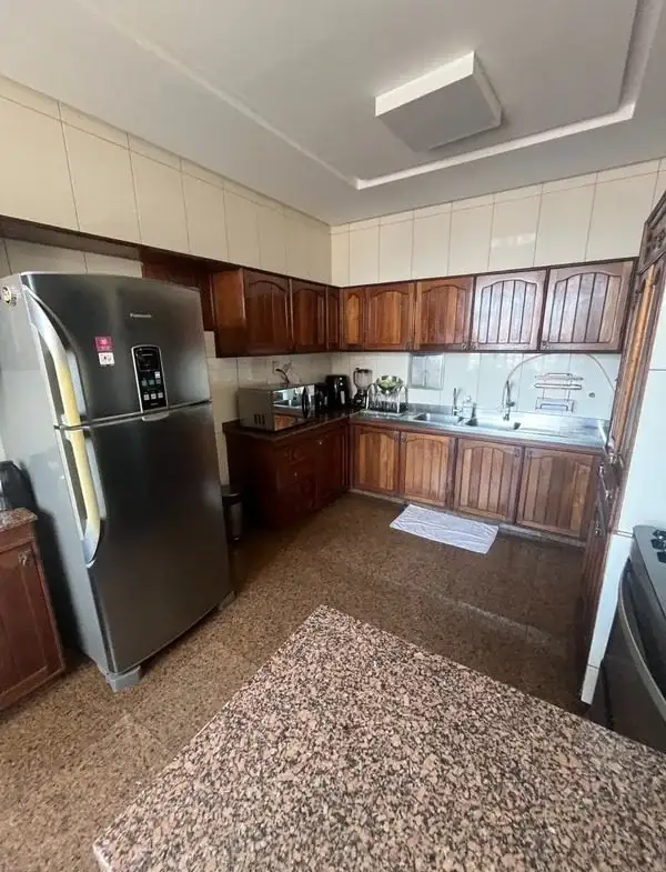 Vende-se apartamento no Edifício Viña Del Mar, Bairro Reduto, em Belém-PA.