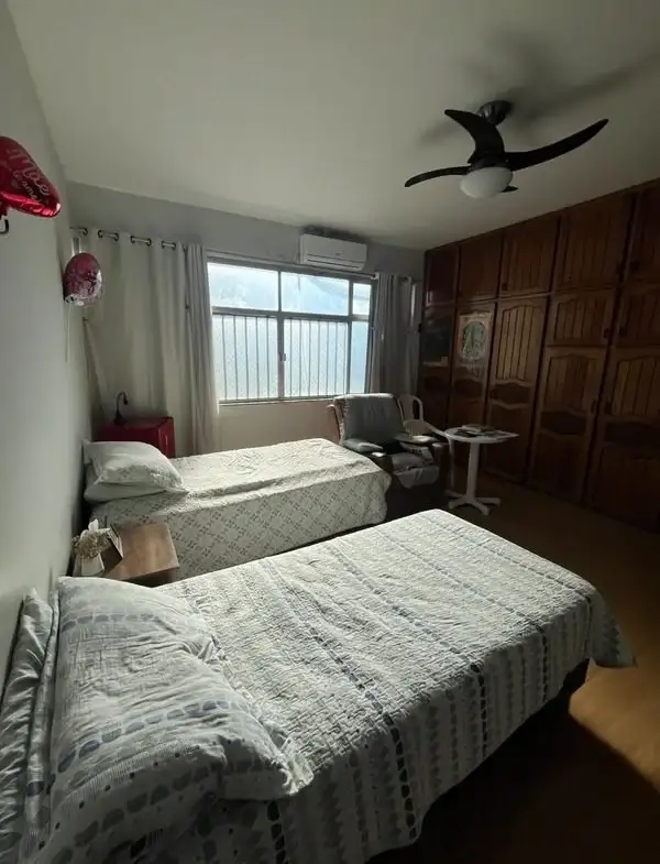 Vende-se apartamento no Edifício Viña Del Mar, Bairro Reduto, em Belém-PA.