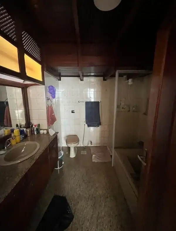 Vende-se apartamento no Edifício Viña Del Mar, Bairro Reduto, em Belém-PA.