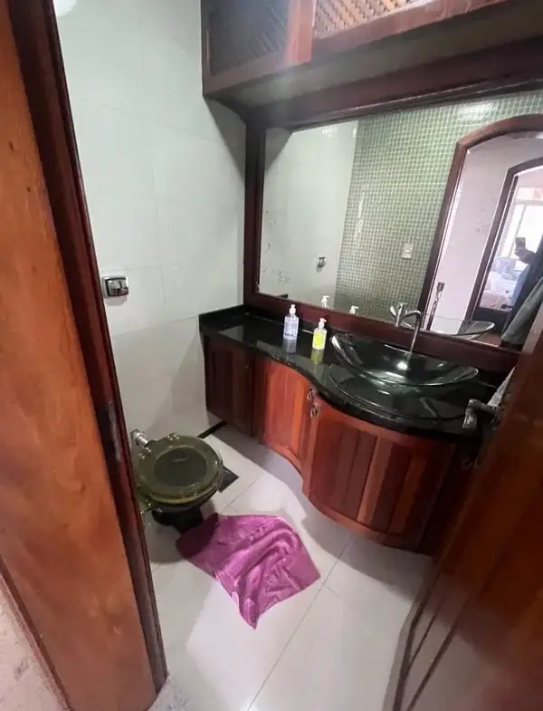 Vende-se apartamento no Edifício Viña Del Mar, Bairro Reduto, em Belém-PA.