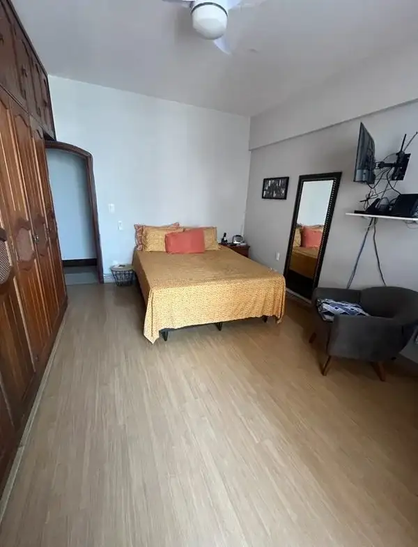 Vende-se apartamento no Edifício Viña Del Mar, Bairro Reduto, em Belém-PA.