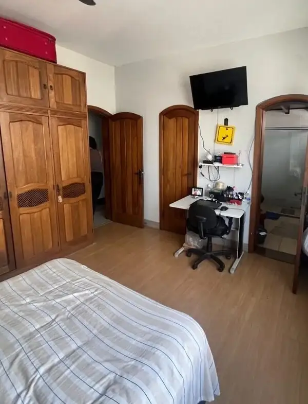 Vende-se apartamento no Edifício Viña Del Mar, Bairro Reduto, em Belém-PA.