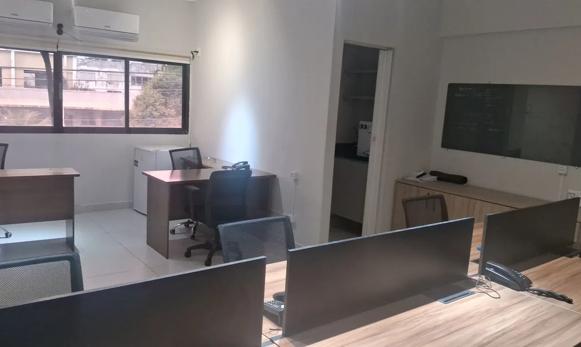 Aluga-se Sala Comercial no Edifício Palladium Center, Nazaré, em Belém-PA.